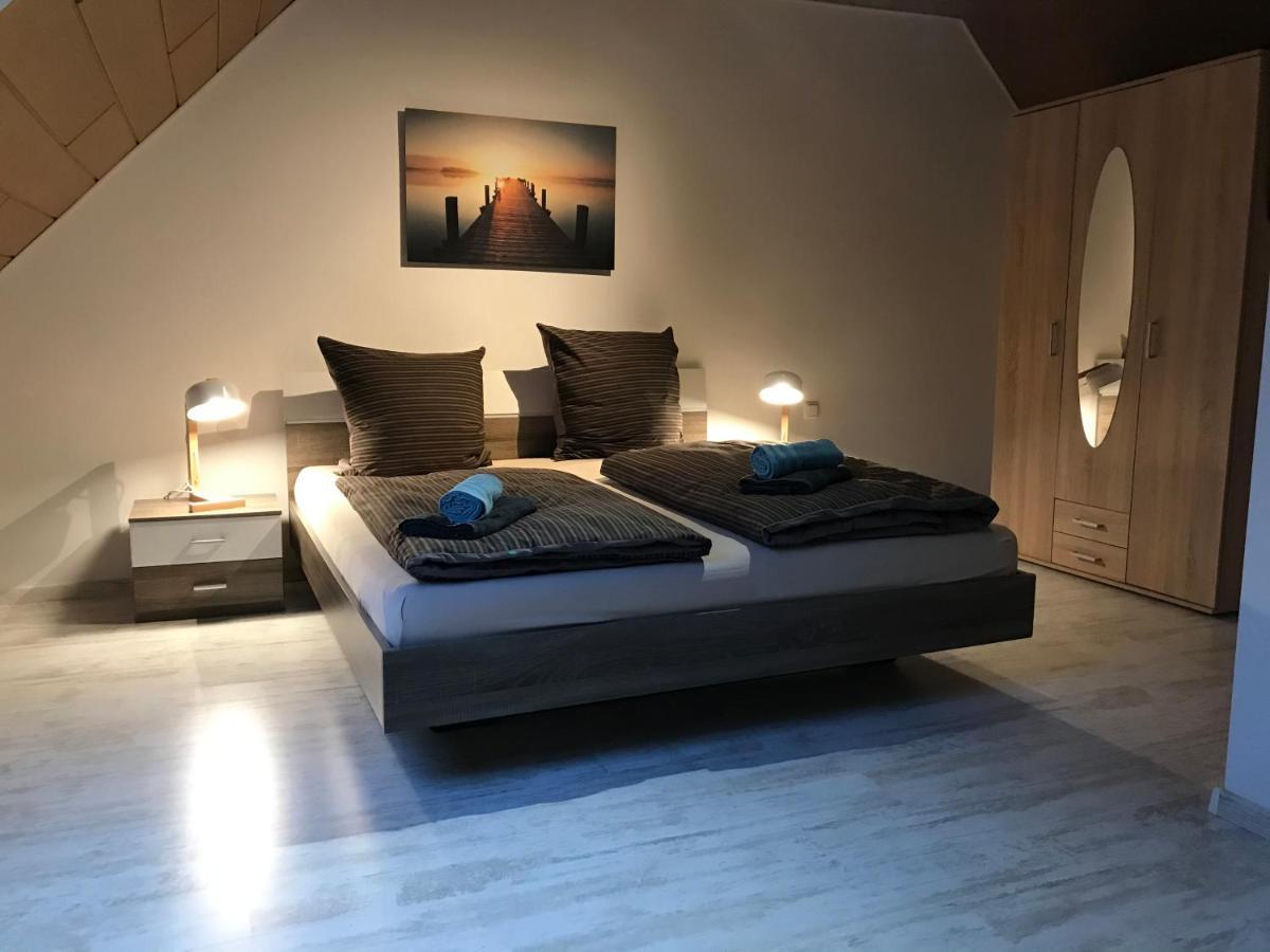 Monteur - Privat Zimmer Langerwehe Geich Appartement Buitenkant foto