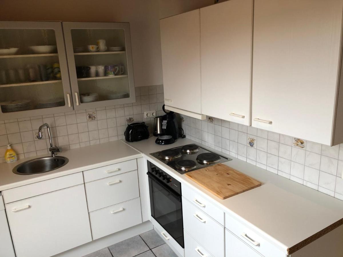 Monteur - Privat Zimmer Langerwehe Geich Appartement Buitenkant foto